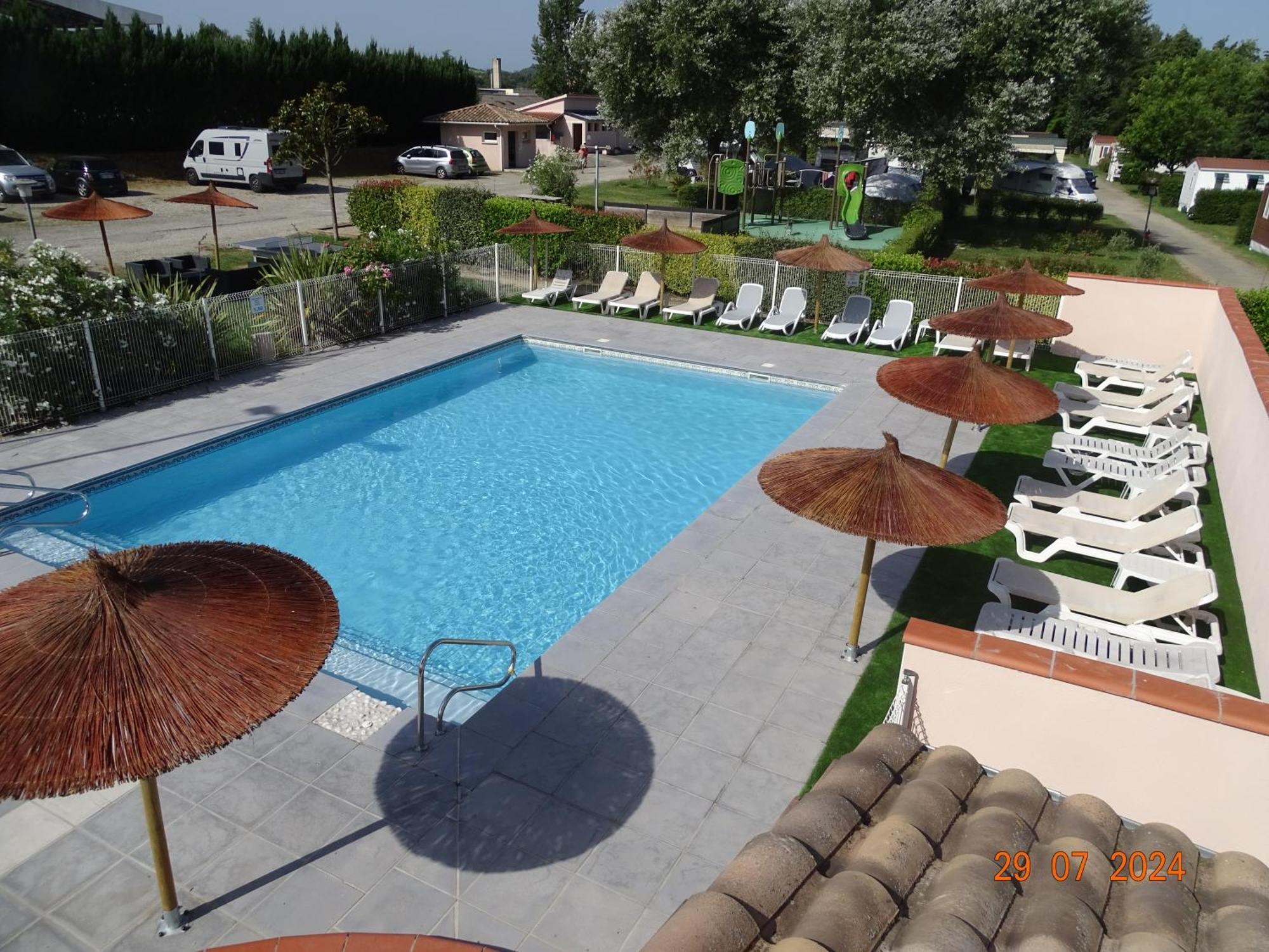Hotel Camping Les Nysades Mirepoix  Zewnętrze zdjęcie